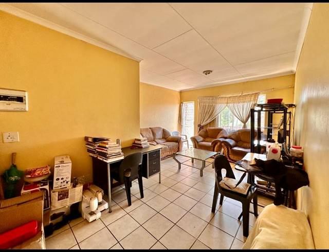 2 BEDROOM APARTMENT FOR SALE IN AMANDASIG